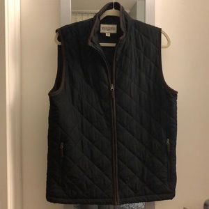 Men’s navy vest, small